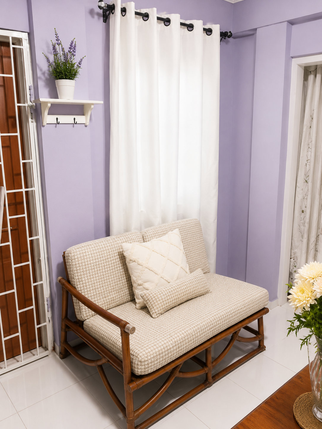 Montrose Apartment Sitting Area2